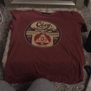 Maroon Obey logo t-shirt